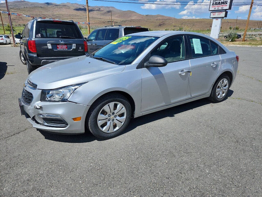 2015 Chevrolet Cruze L Sedan FWD