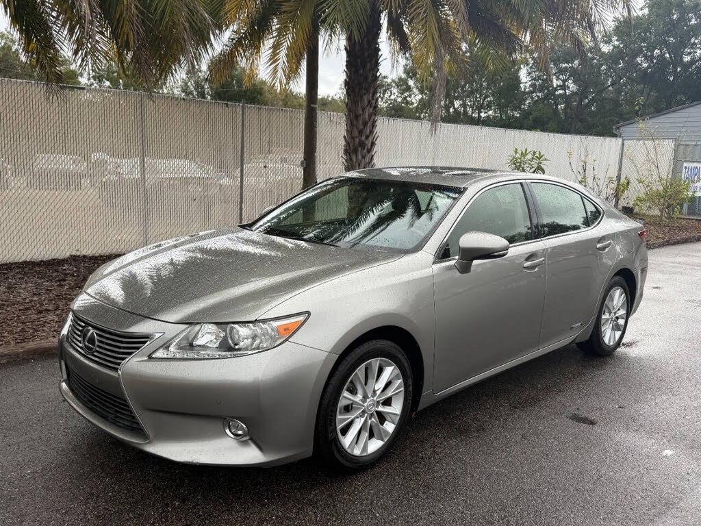 2015 Lexus ES Hybrid 300h FWD
