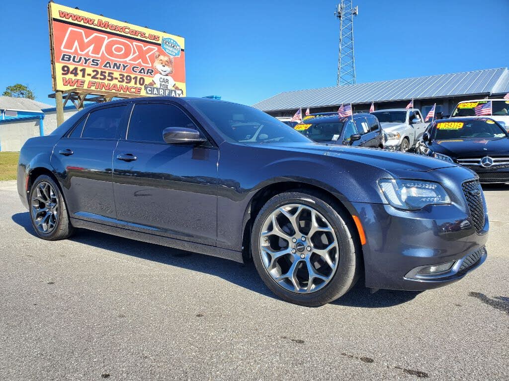 2017 Chrysler 300 S RWD