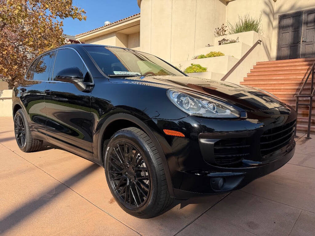 2018 Porsche Cayenne Platinum Edition AWD