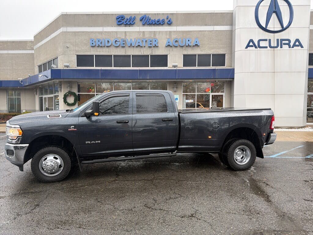 2020 RAM 3500 Tradesman Crew Cab LB DRW 4WD