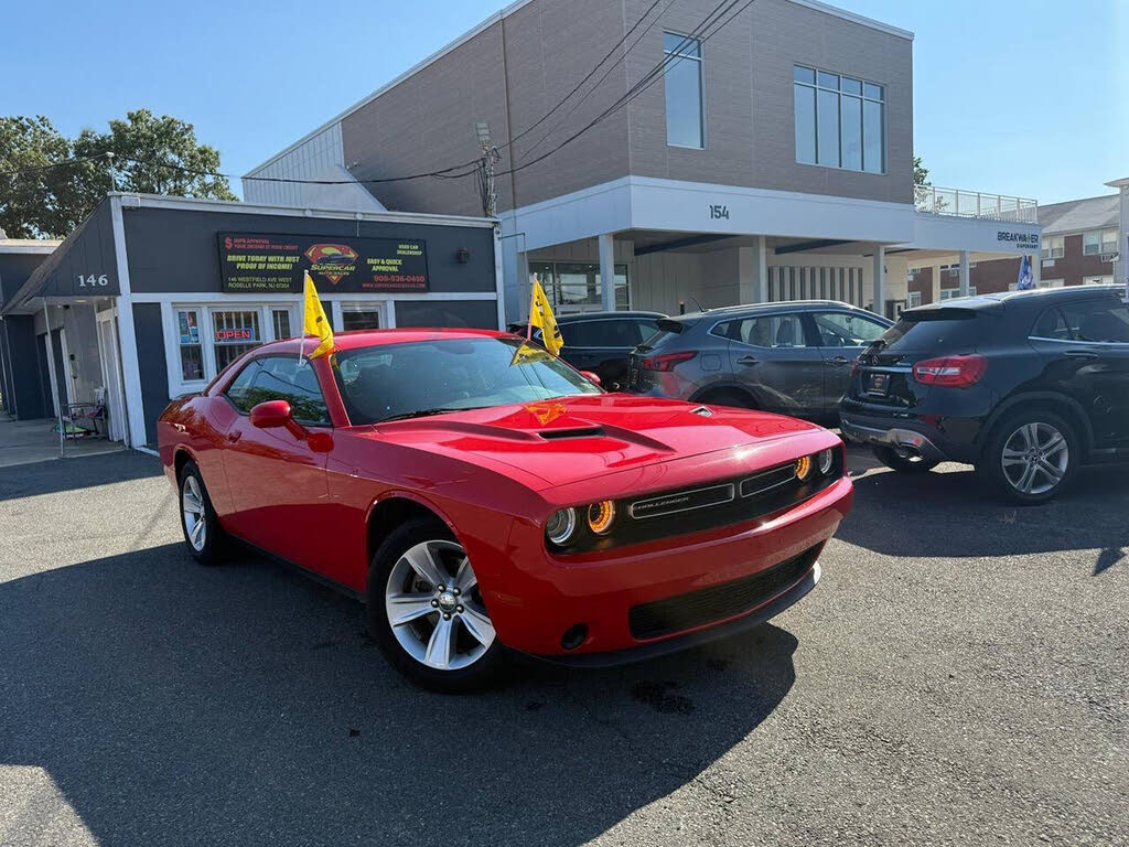 2023 Dodge Challenger SXT RWD