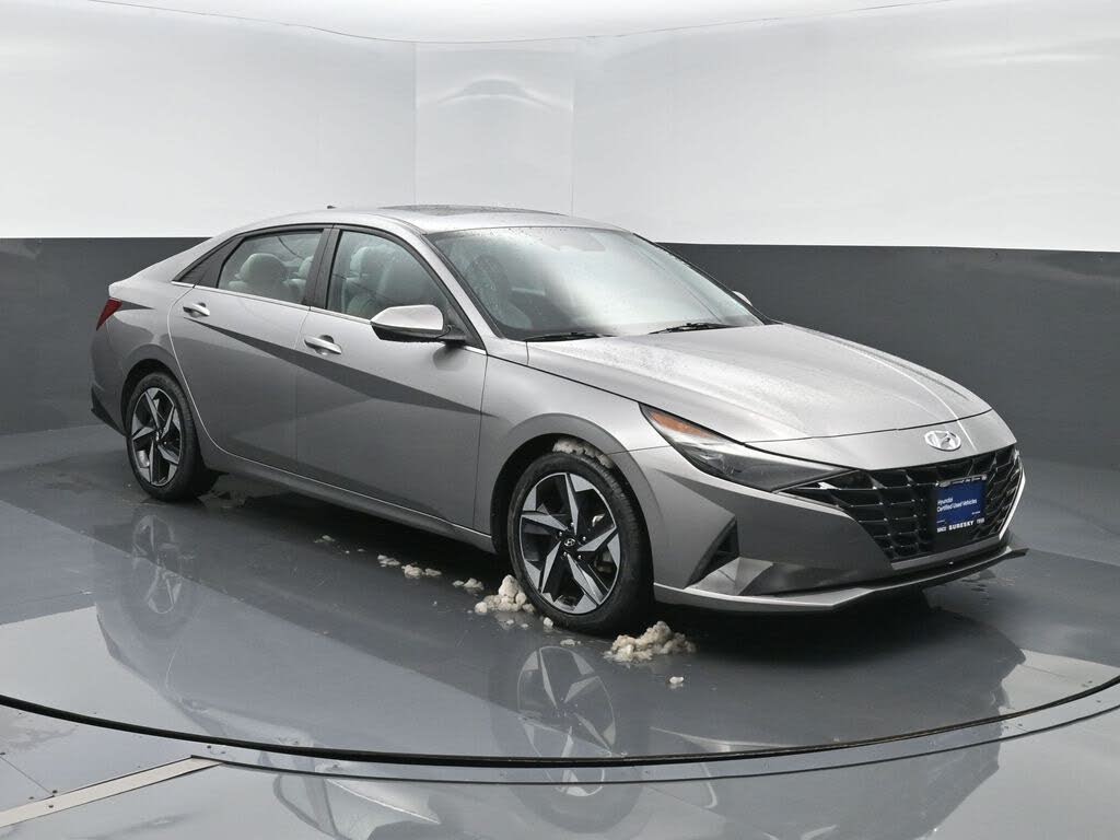 2023 Hyundai Elantra Limited FWD