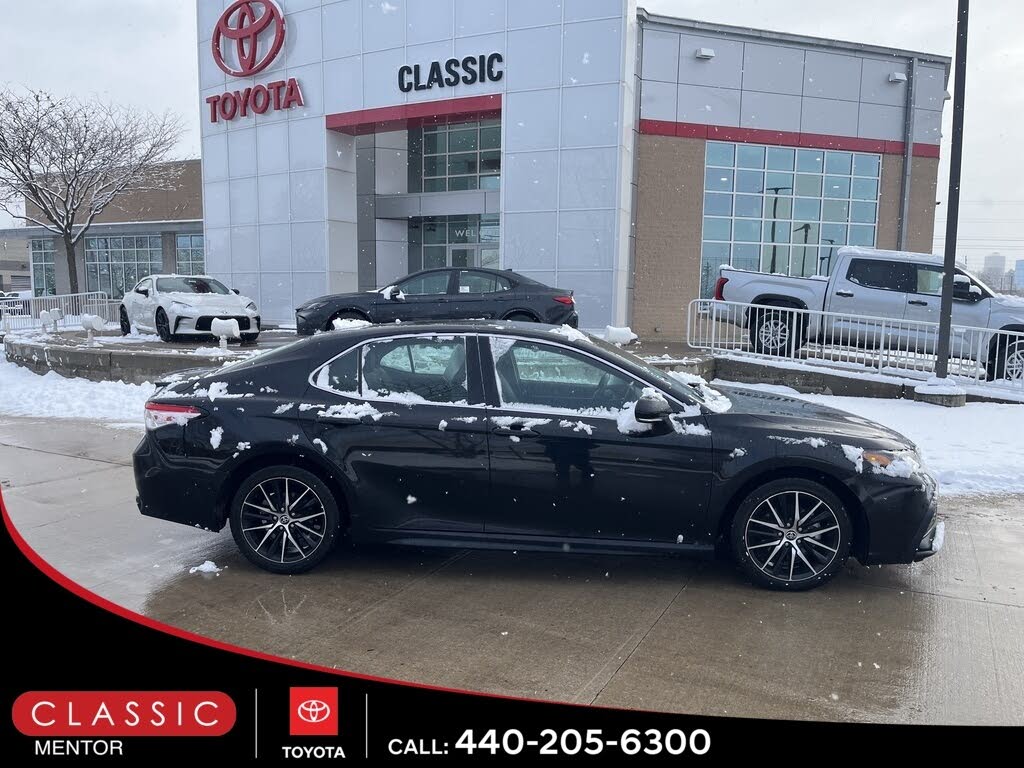 2023 Toyota Camry SE FWD