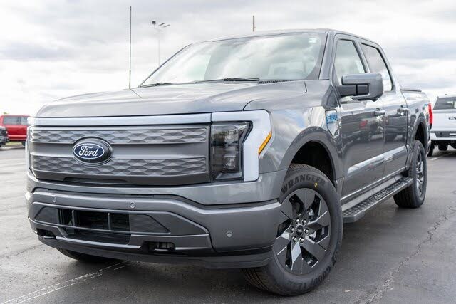 2025 Ford F-150 Lightning Lariat SuperCrew AWD