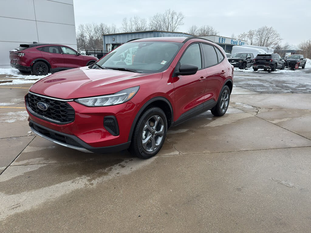 2026 Ford Escape ST-Line AWD