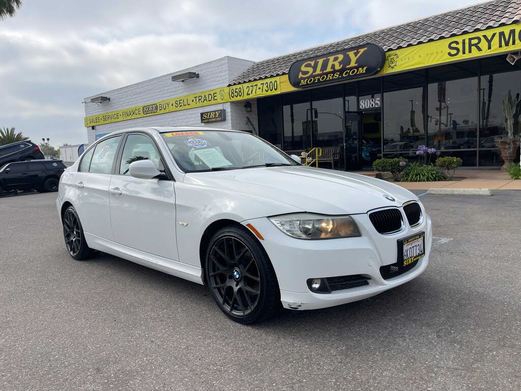 2010 BMW 3 Series 328i Sedan RWD