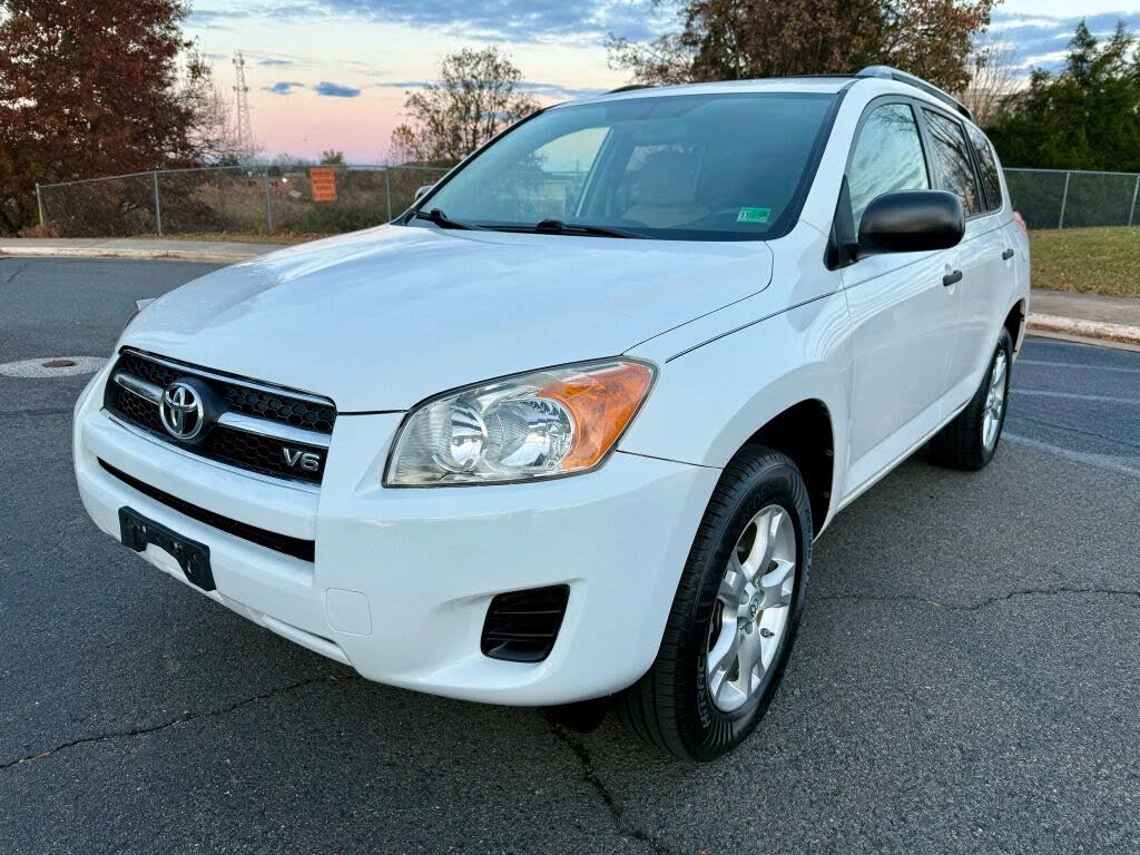 2010 Toyota RAV4 Base V6 4WD