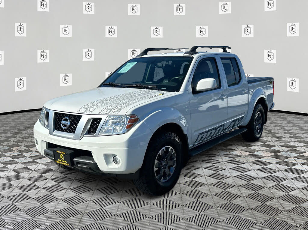 2016 Nissan Frontier PRO-4X Crew Cab 4WD