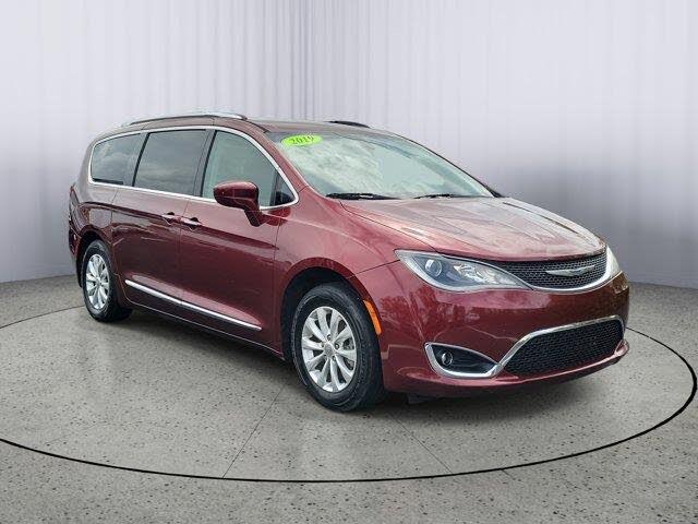 2019 Chrysler Pacifica Touring L FWD