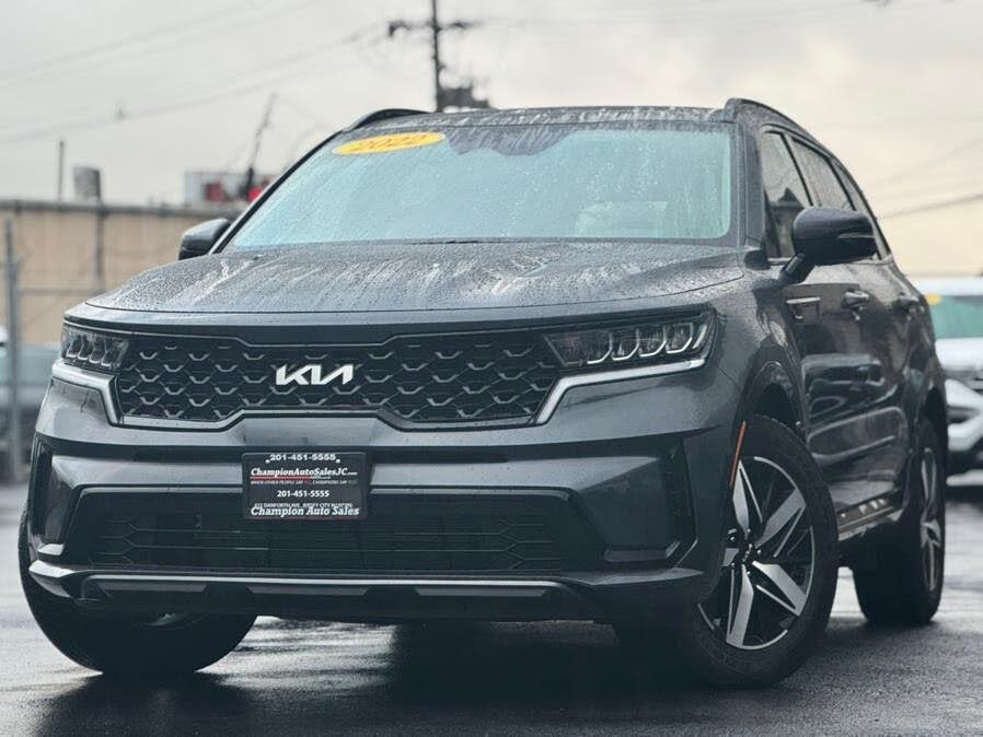 2022 Kia Sorento S FWD