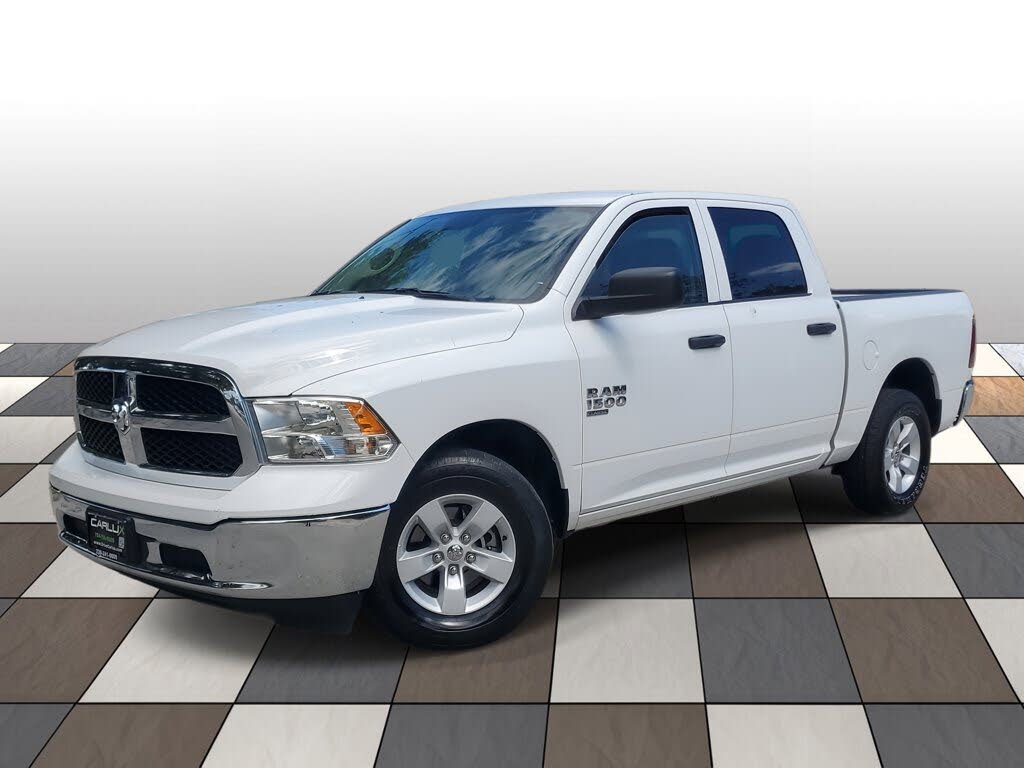 2022 RAM 1500 Classic SLT Crew Cab RWD