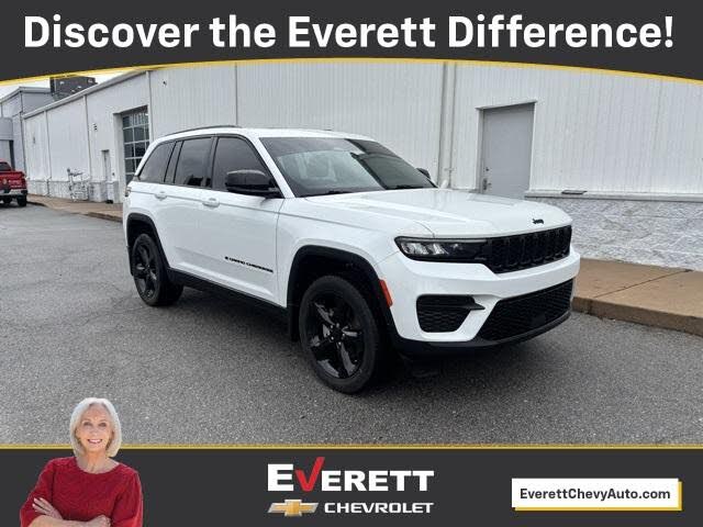 2023 Jeep Grand Cherokee Altitude 4WD
