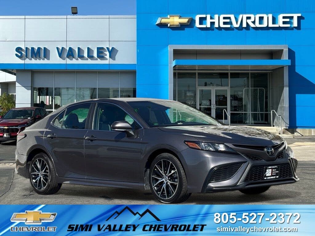 2023 Toyota Camry SE Nightshade FWD