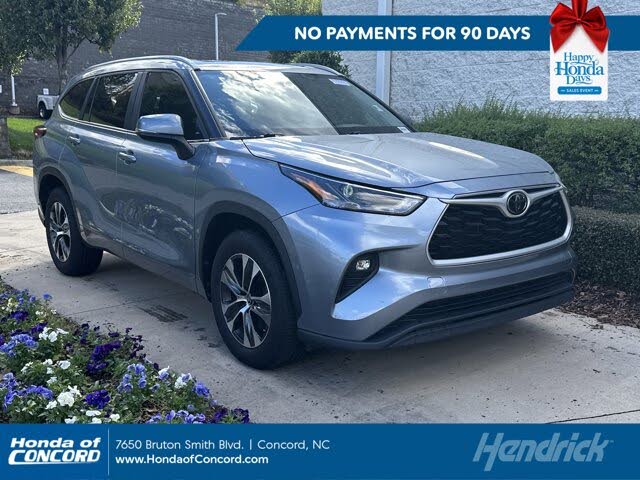 2023 Toyota Highlander XLE FWD