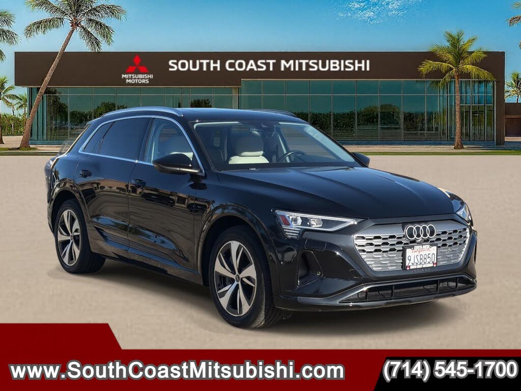 2024 Audi Q8 e-tron quattro Premium Plus AWD