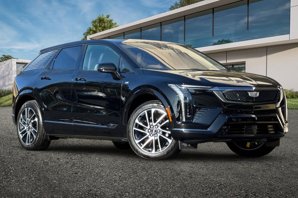 2026 Cadillac OPTIQ Sport AWD