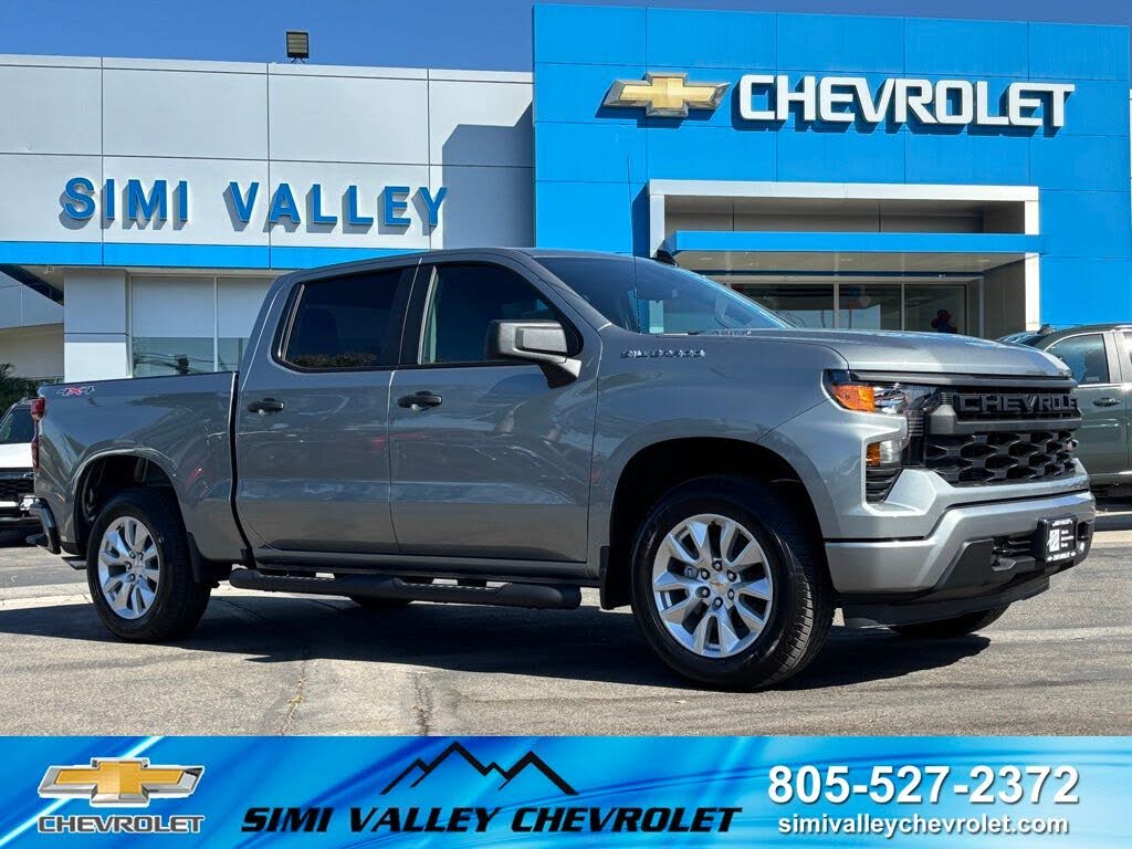 2026 Chevrolet Silverado 1500 Custom Crew Cab 4WD
