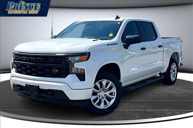 2026 Chevrolet Silverado 1500 Custom Crew Cab 4WD