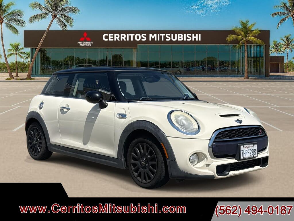 2015 MINI Cooper S 2-Door Hatchback FWD