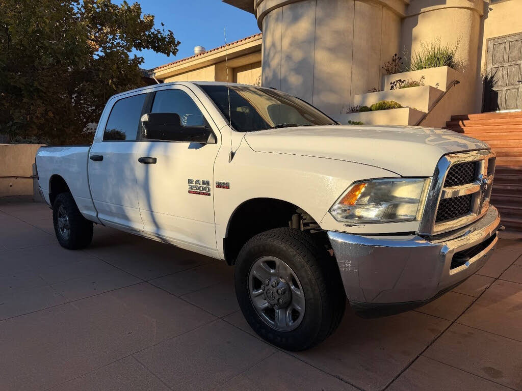 2015 RAM 3500 SLT Crew Cab 4WD