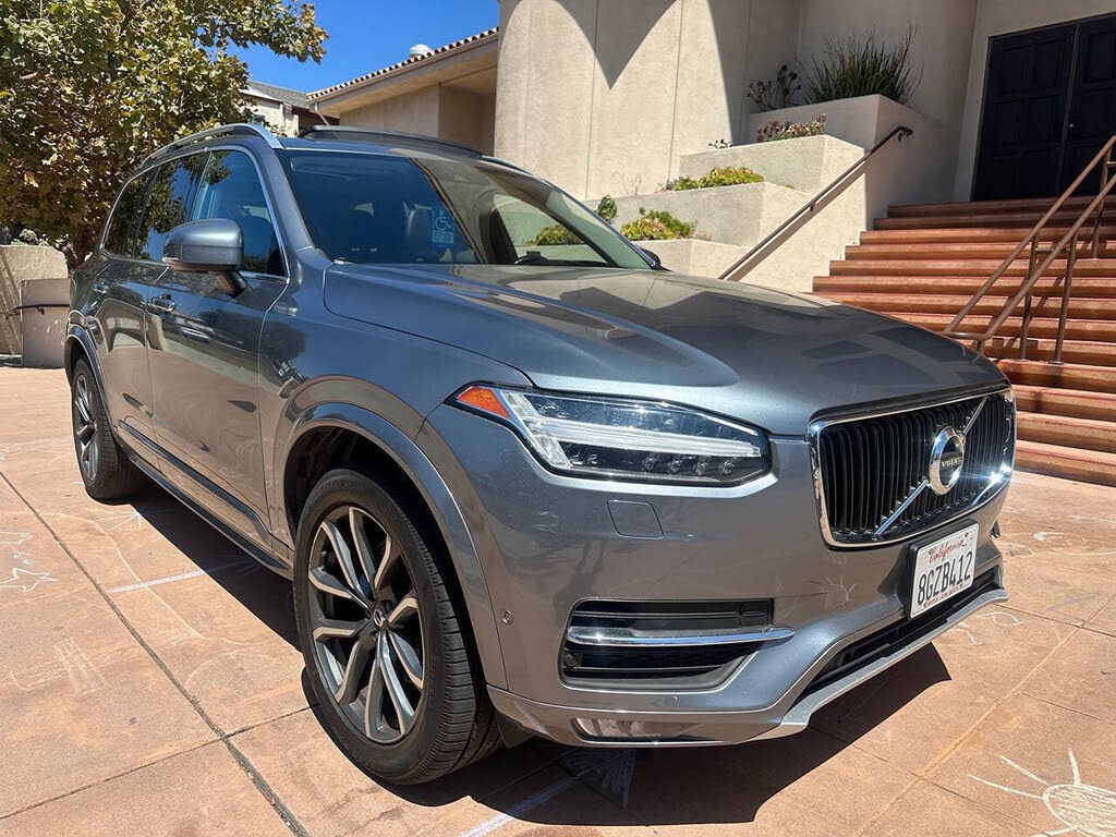 2019 Volvo XC90 T6 Momentum AWD