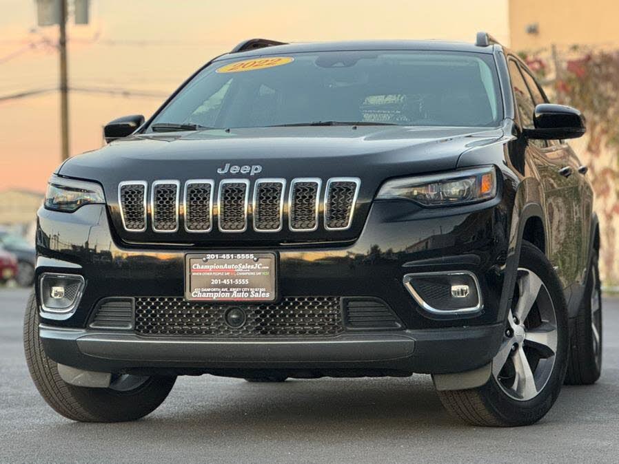 2022 Jeep Cherokee Limited 4WD