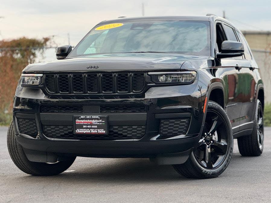 2022 Jeep Grand Cherokee L Altitude 4WD