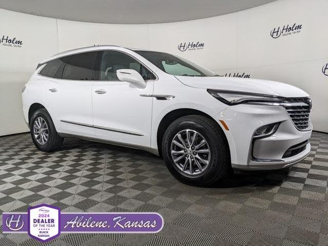 2023 Buick Enclave Essence FWD