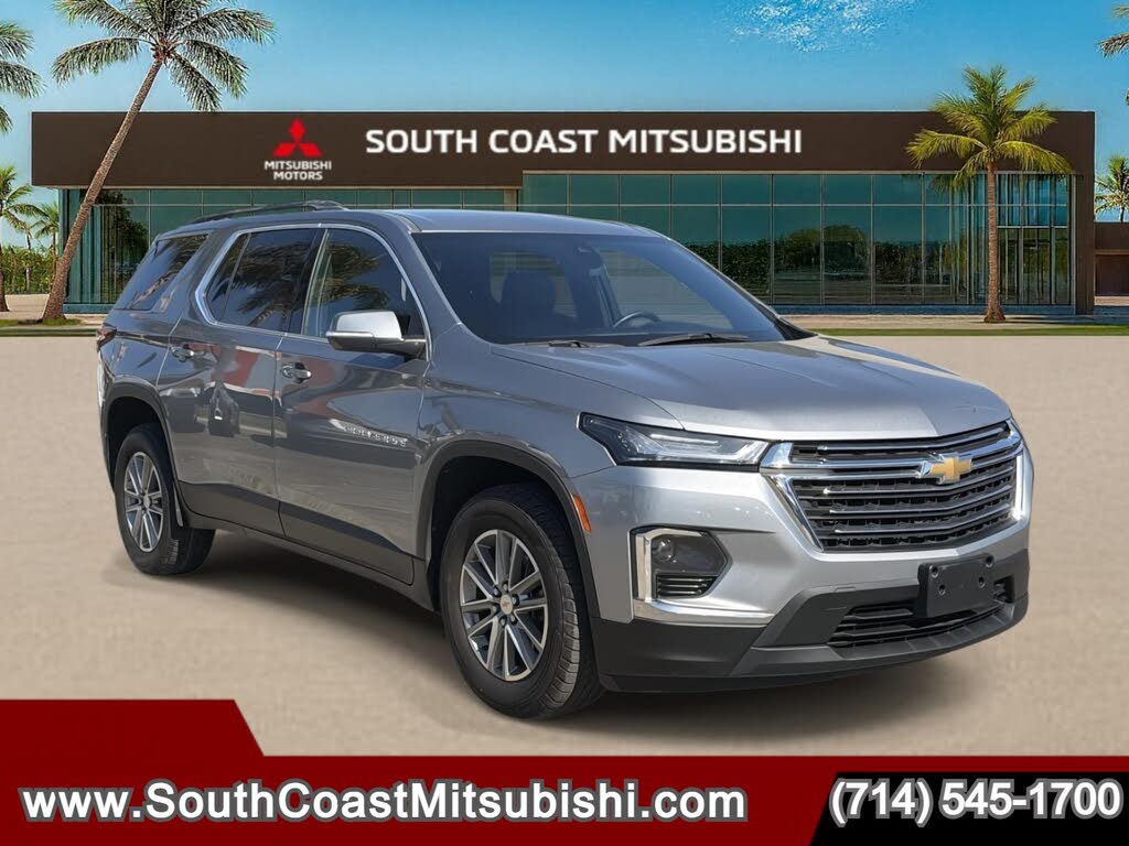 2023 Chevrolet Traverse LT Leather FWD