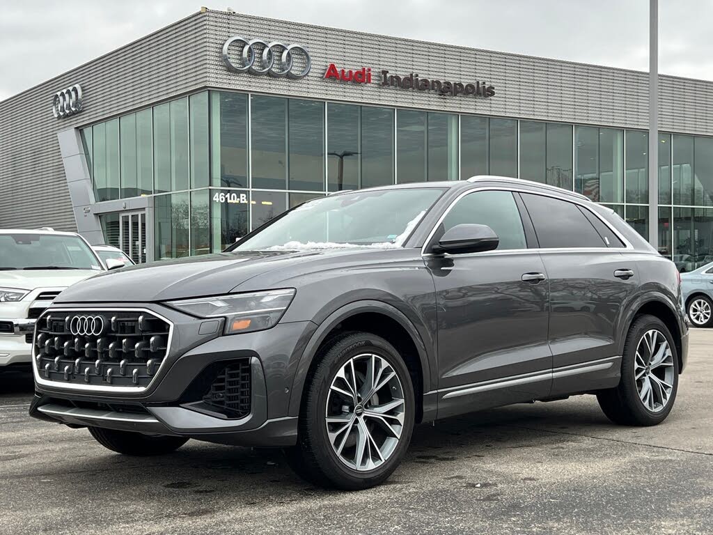 2025 Audi Q8 quattro Premium 55 TFSI