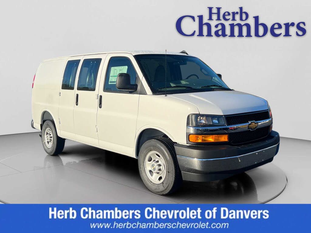 2025 Chevrolet Express Cargo 2500 RWD