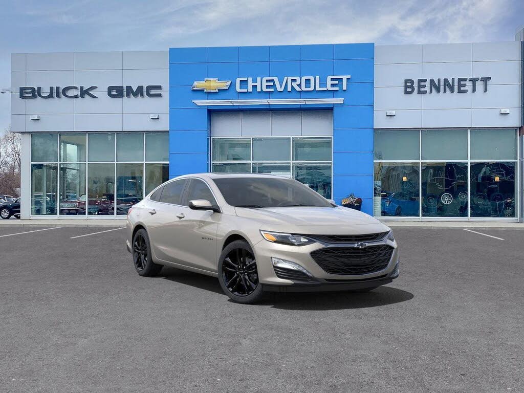 2025 Chevrolet Malibu LT with 1LT FWD