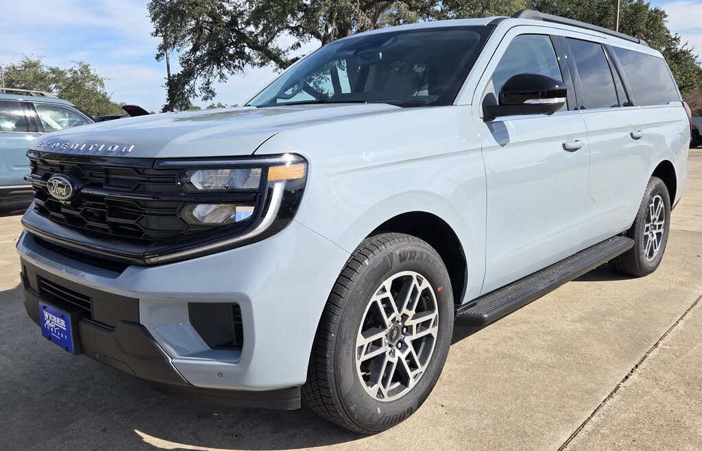 2025 Ford Expedition MAX Active RWD