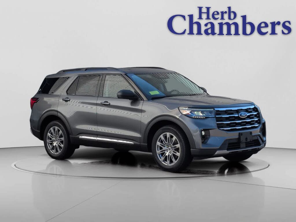 2025 Ford Explorer Active AWD