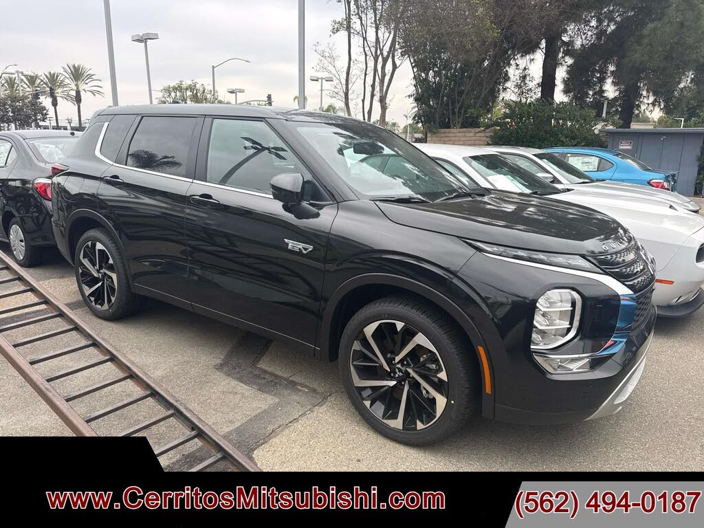 2025 Mitsubishi Outlander Hybrid Plug-in SE S-AWC