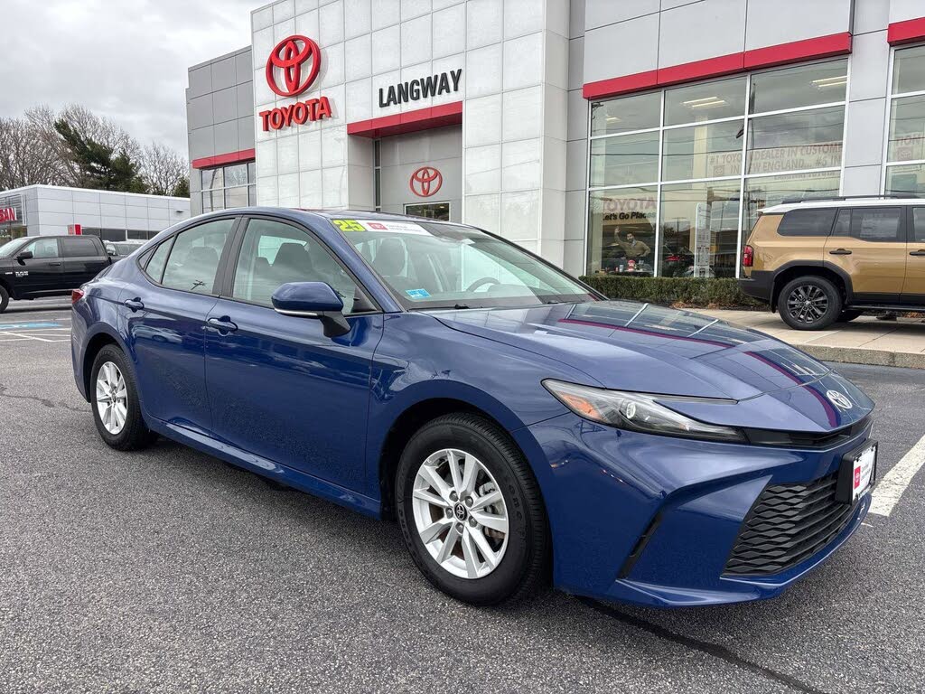 2025 Toyota Camry LE AWD