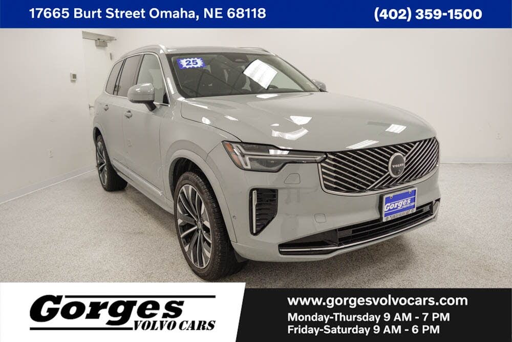 2025 Volvo XC90 B6 Plus Bright Theme 7-Passenger AWD