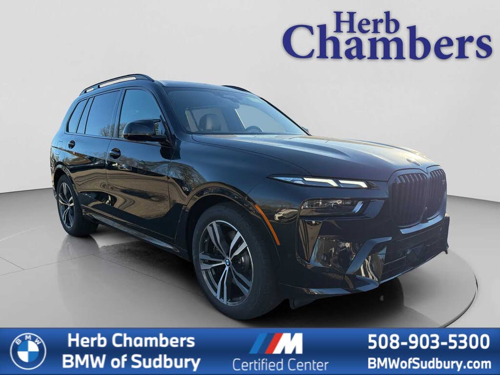 2026 BMW X7 M60i AWD