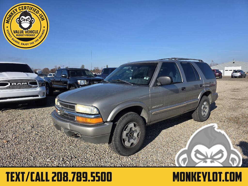 2003 Chevrolet Blazer LS 4-Door 4WD