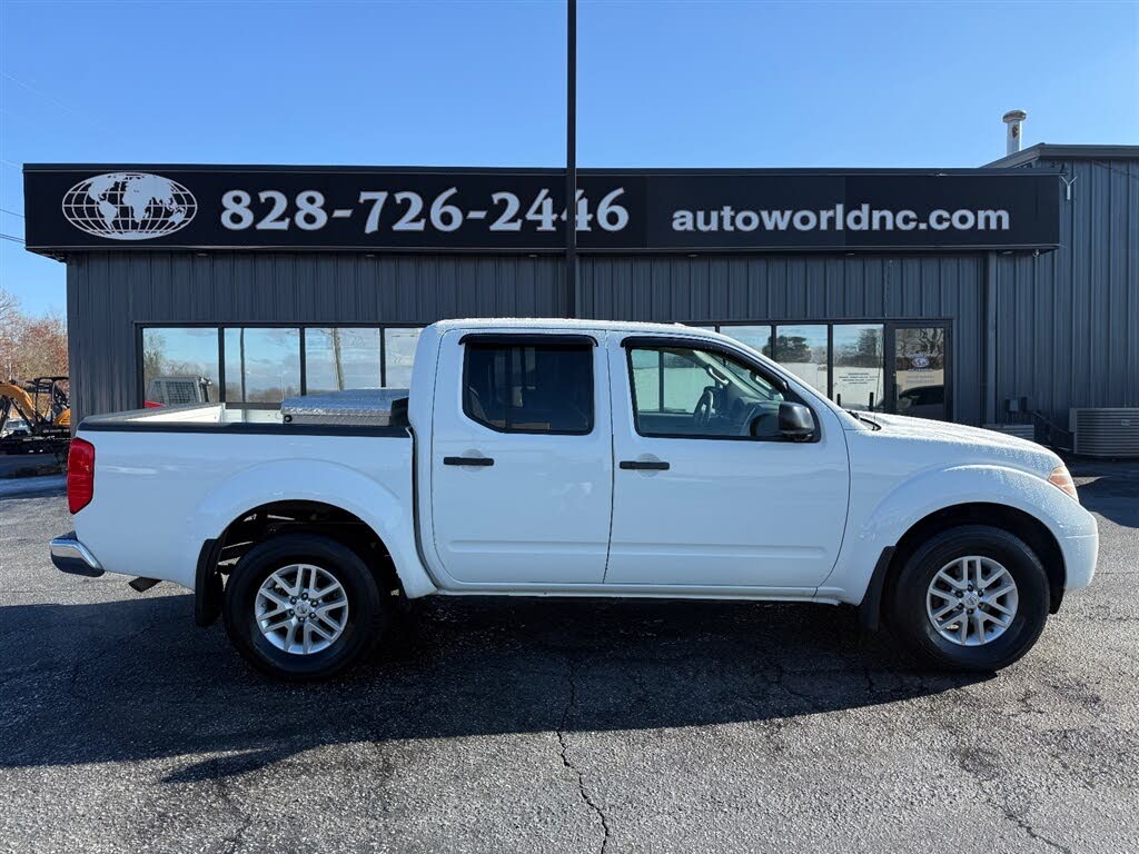 2016 Nissan Frontier SV Crew Cab 4WD
