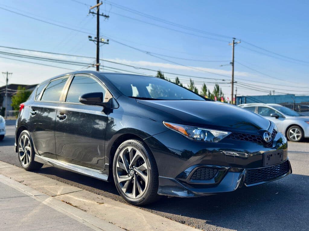 2016 Scion iM Base