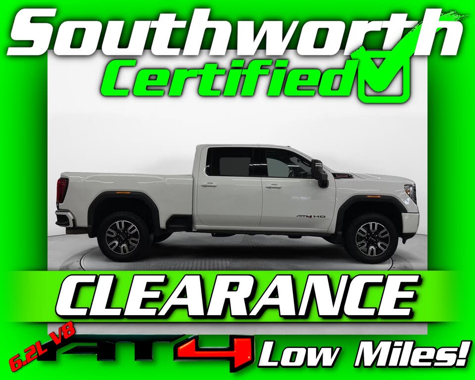 2023 GMC Sierra 1500 AT4 Crew Cab 4WD