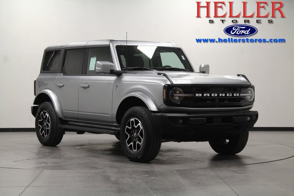 2024 Ford Bronco Outer Banks 4-Door 4WD