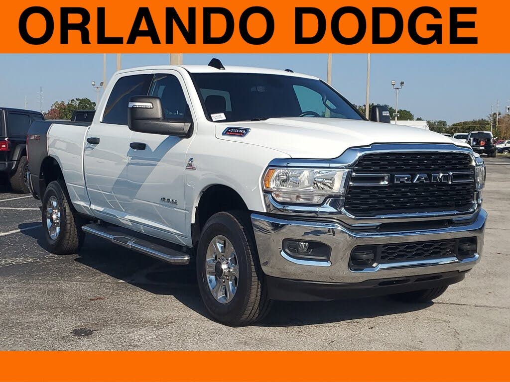 2024 RAM 2500 Big Horn Crew Cab 4WD