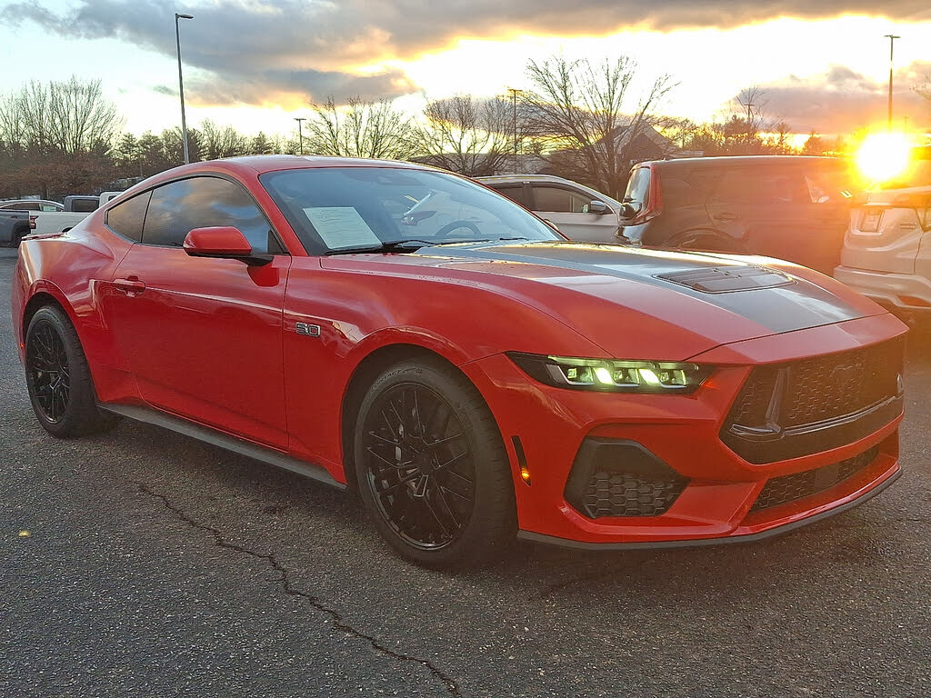2025 Ford Mustang GT Fastback RWD