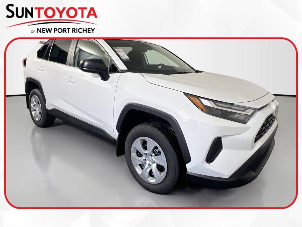 2025 Toyota RAV4 LE FWD