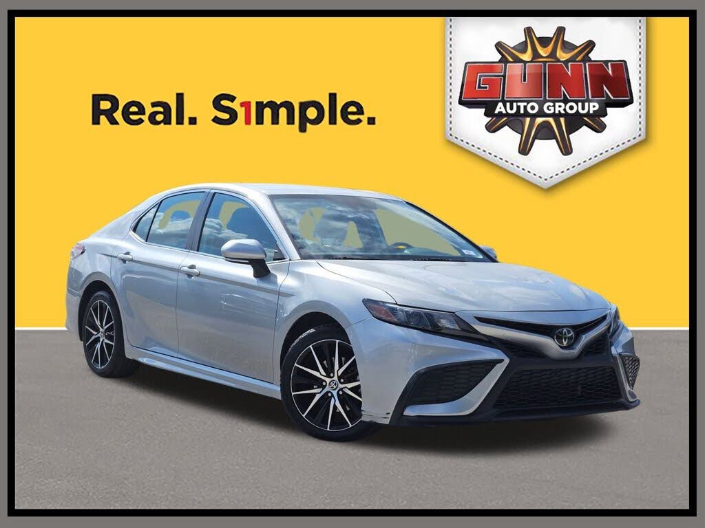 2022 Toyota Camry SE FWD