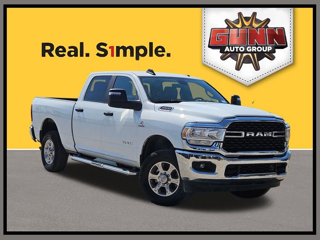 2024 RAM 2500 Big Horn Crew Cab 4WD