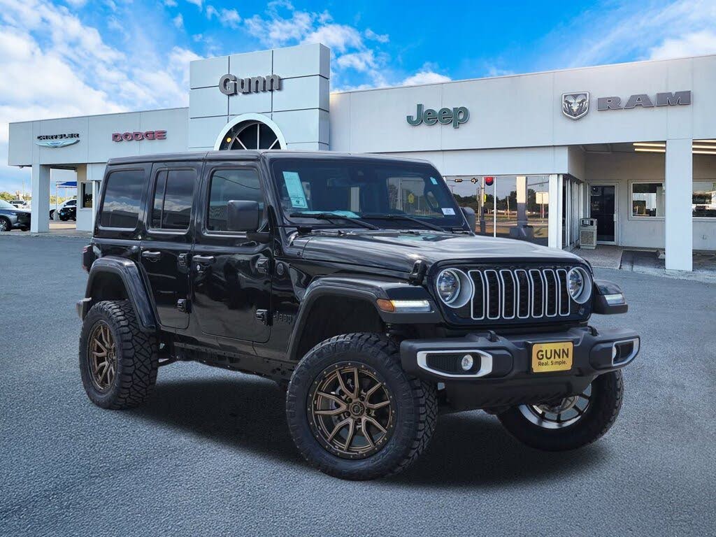 2025 Jeep Wrangler Sahara 4-Door 4WD